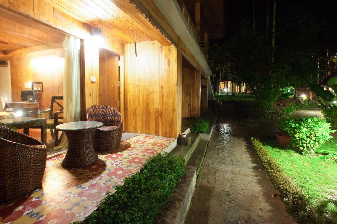 Tsg Blue Resort & Spa Radhanagar beach Bagian luar foto